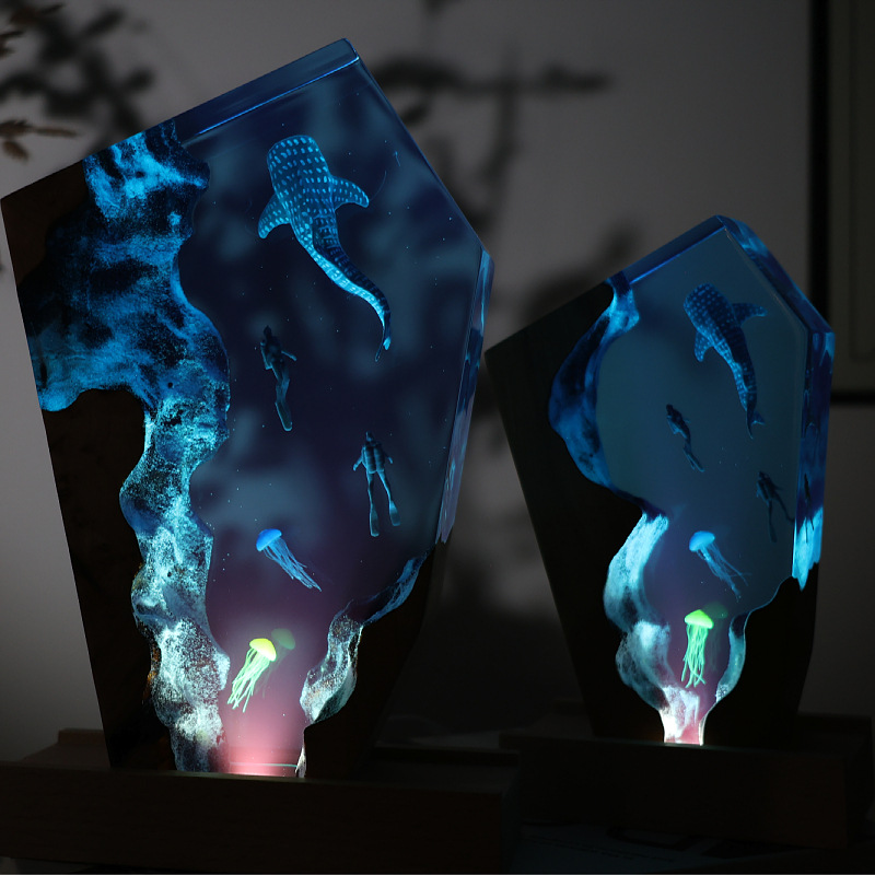 Светящаяся настольная фигурка  – обзор и цена Resin Art Wedding Gift