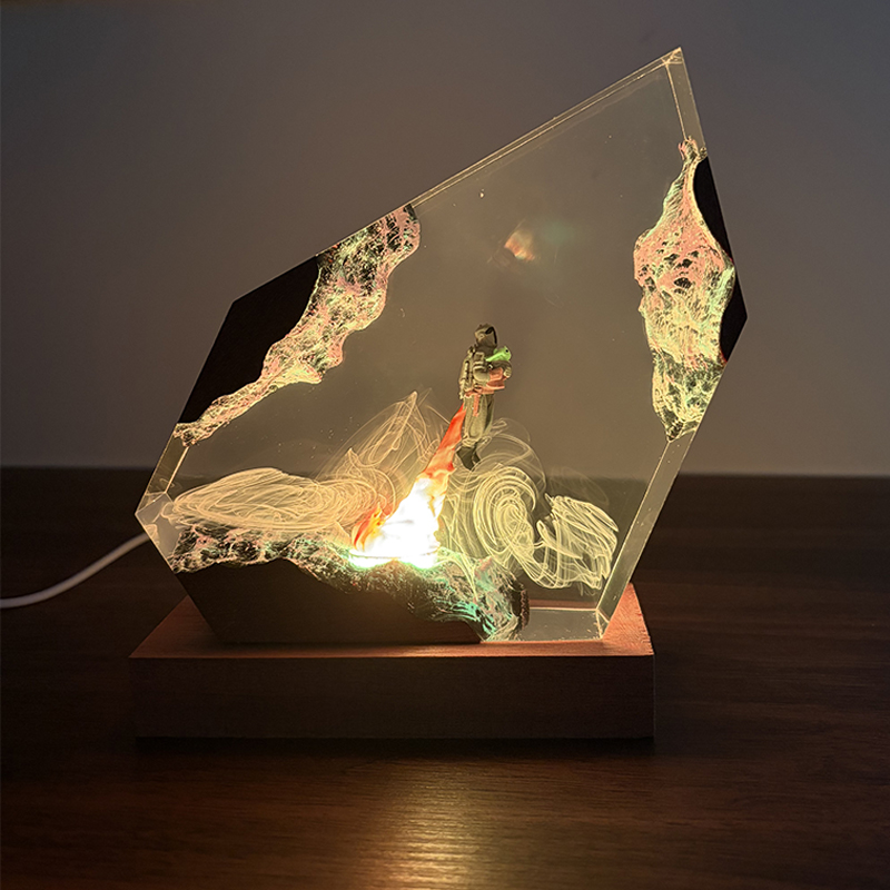 Фигурка-ночник в стиле научно- – обзор и цена Resin Art Baby